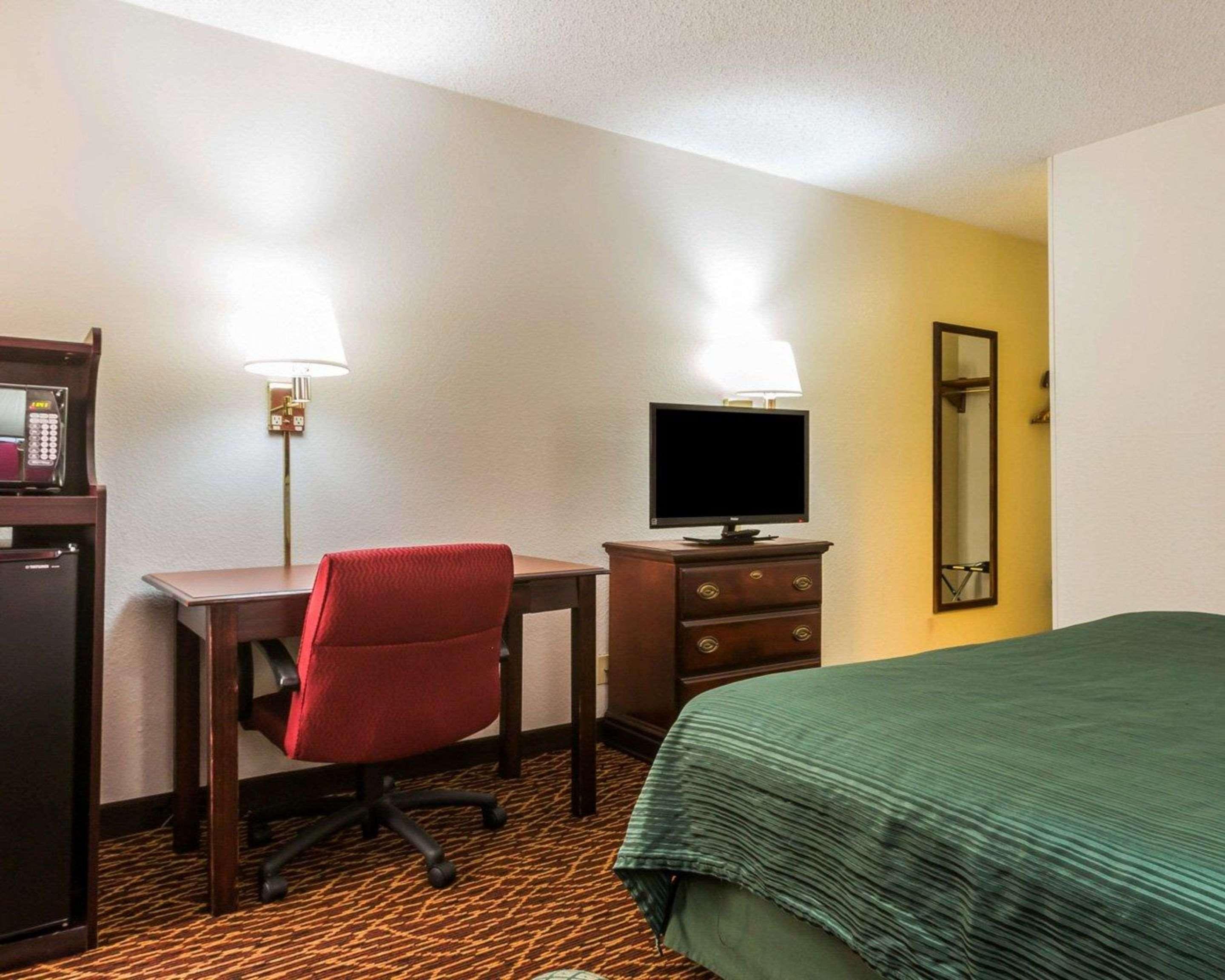 Quality Northlake Inn 3*