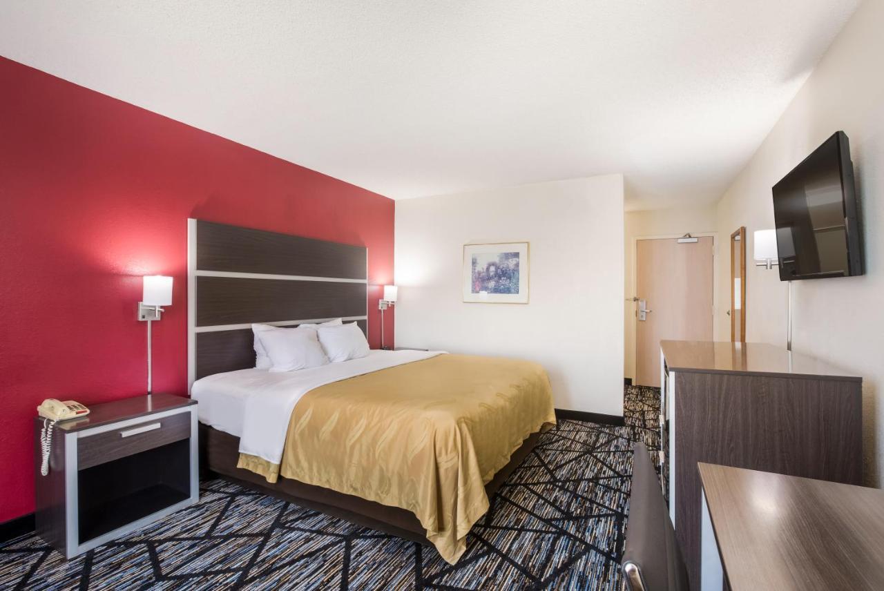 Inn Quality Northlake