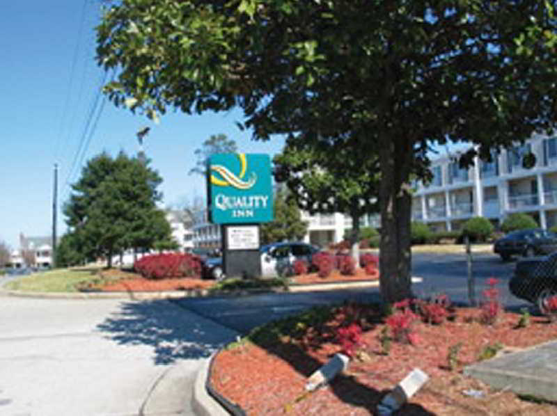 Inn Quality Northlake 3*