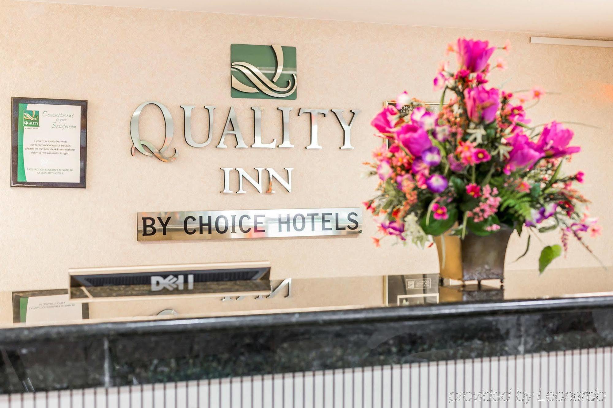 Inn Quality Northlake 3*